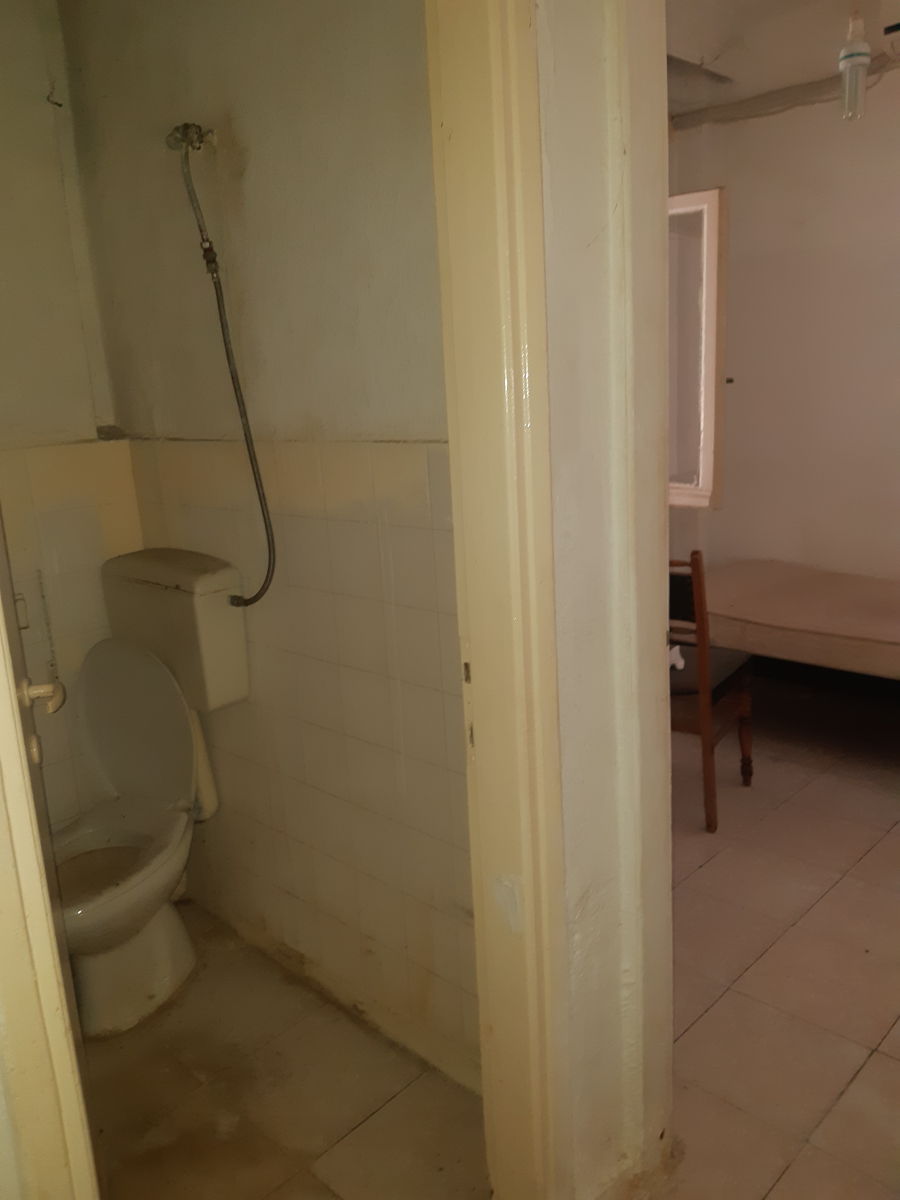 Μοντέρνα ανακαίνιση studio στη Θεσσαλονίκη πριν