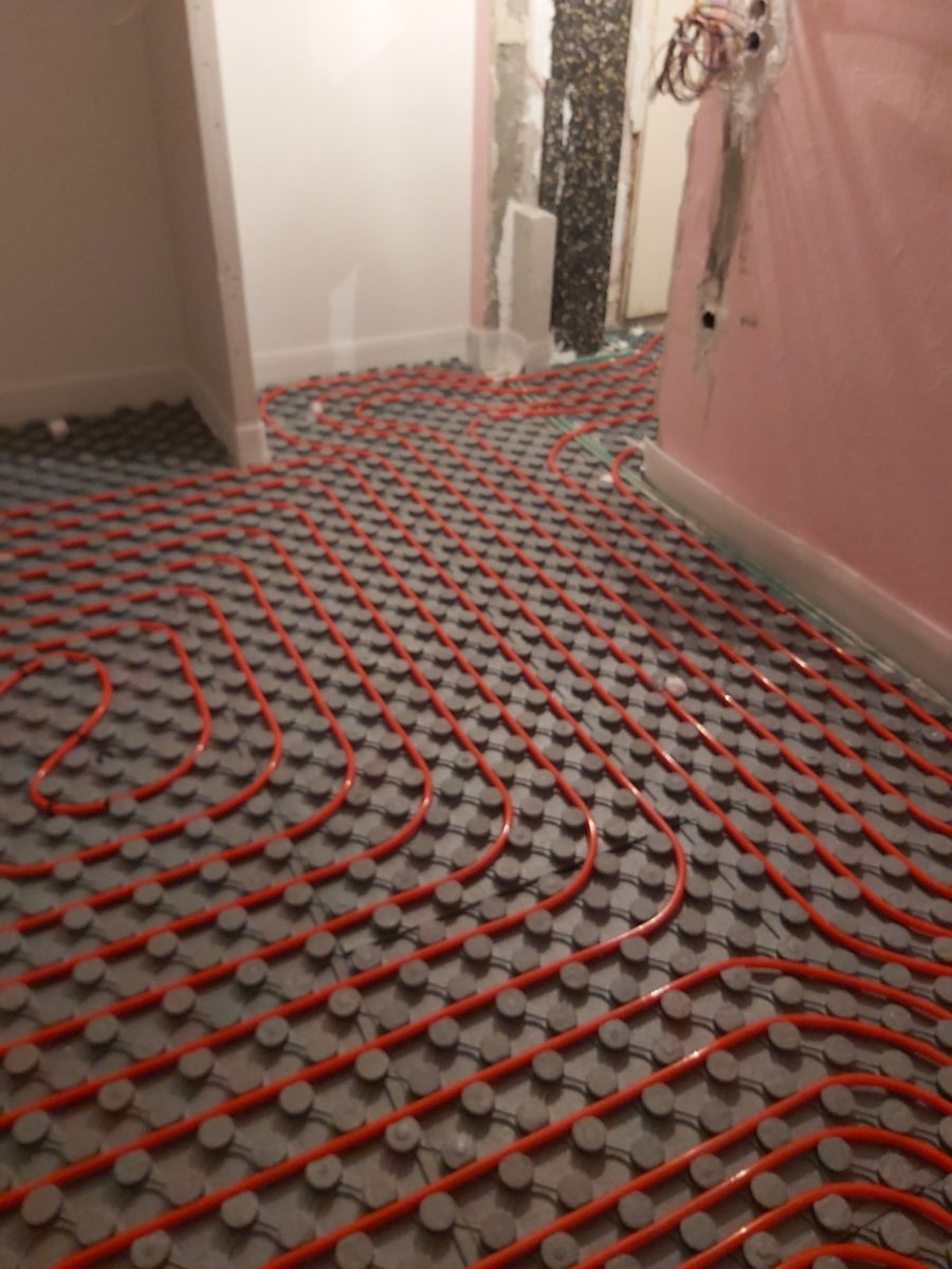 Τοποθέτηση ενδοδαπέδιας θέρμανσης στη Θεσσαλονίκη