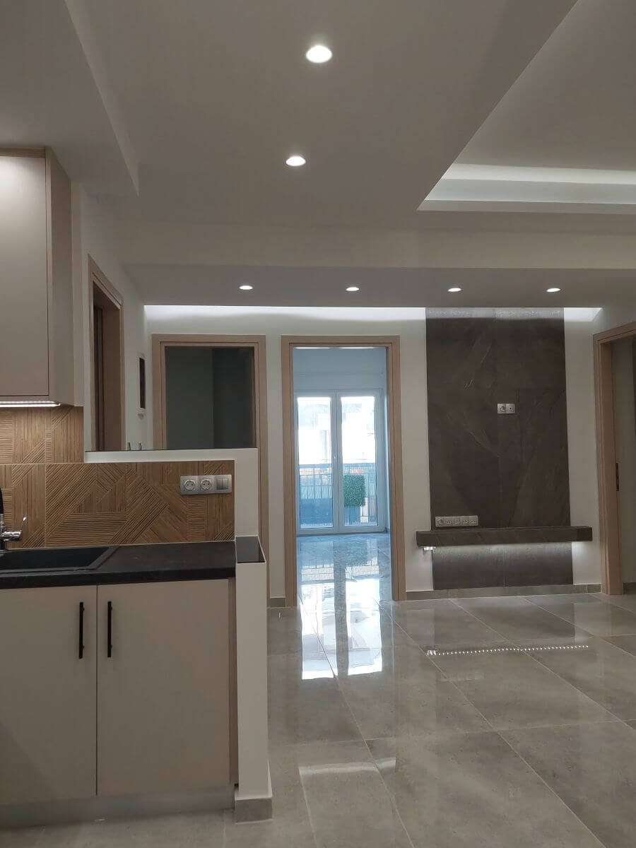 Μοντέρνα ανακαίνιση διαμερίσματος στα Ιωάννινα μετά