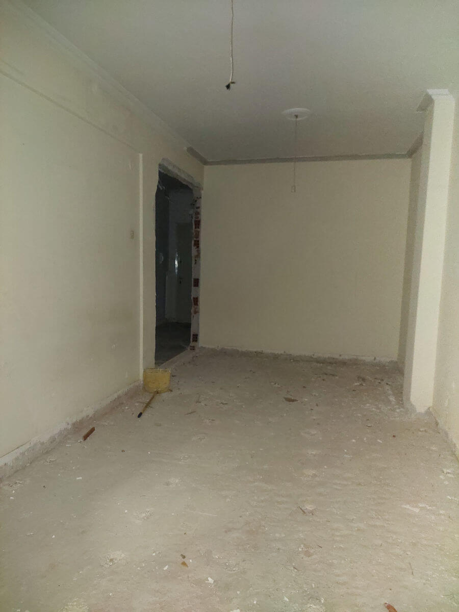 Μοντέρνα ανακαίνιση διαμερίσματος στη Θεσσαλονίκη πριν