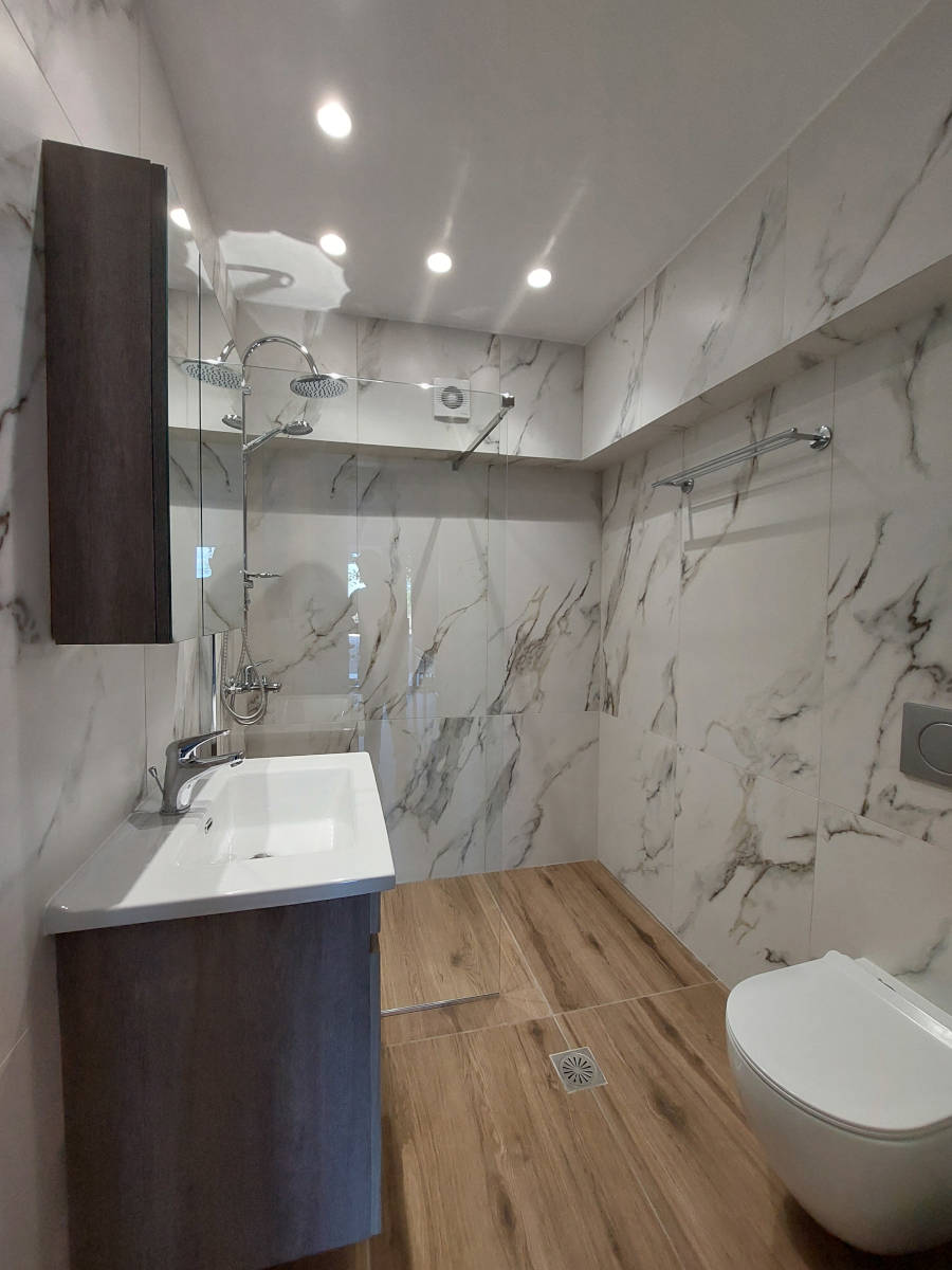 Μοντέρνα ανακαίνιση γκαράζ στον Βράχο Πρέβεζας