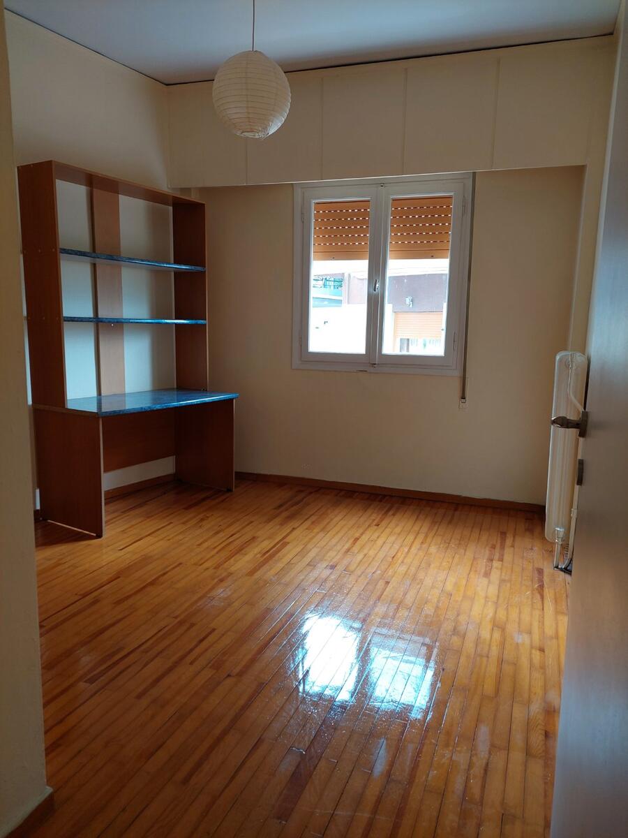 Μοντέρνα ανακαίνιση διαμερίσματος στα Ιωάννινα πριν