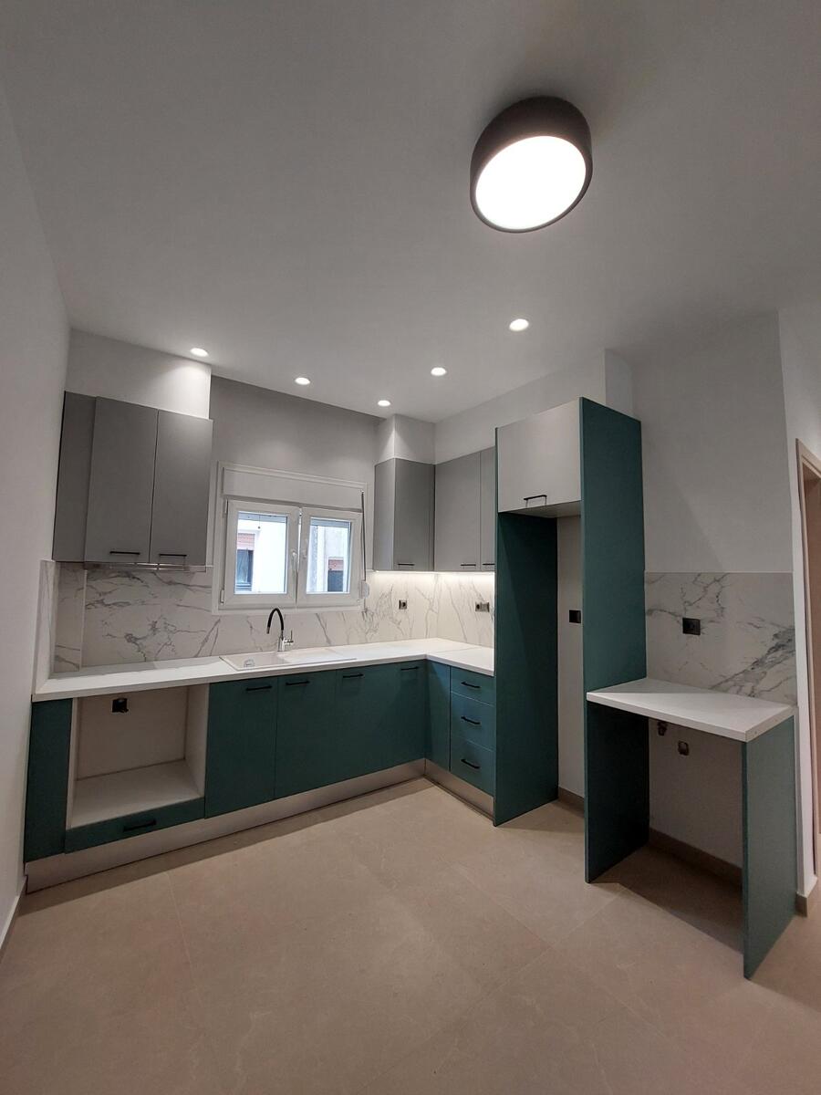 Μοντέρνα ανακαίνιση διαμερίσματος στα Ιωάννινα μετά